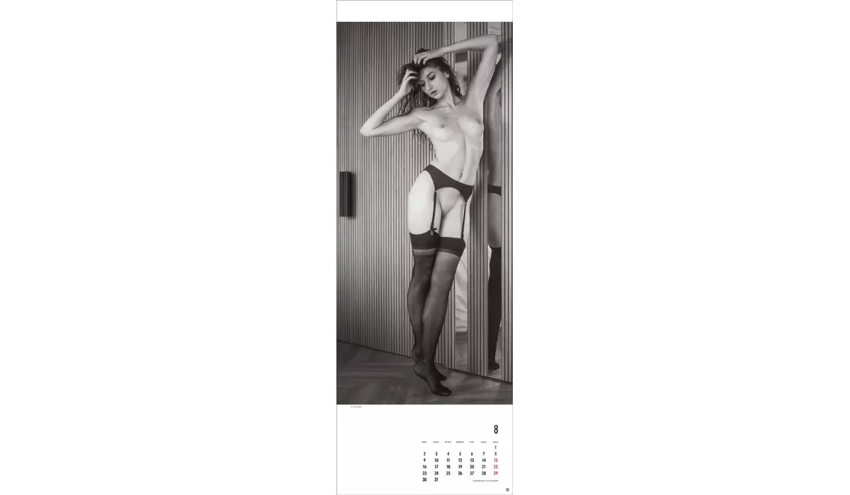 advertising calendar: Women Vertical 2027