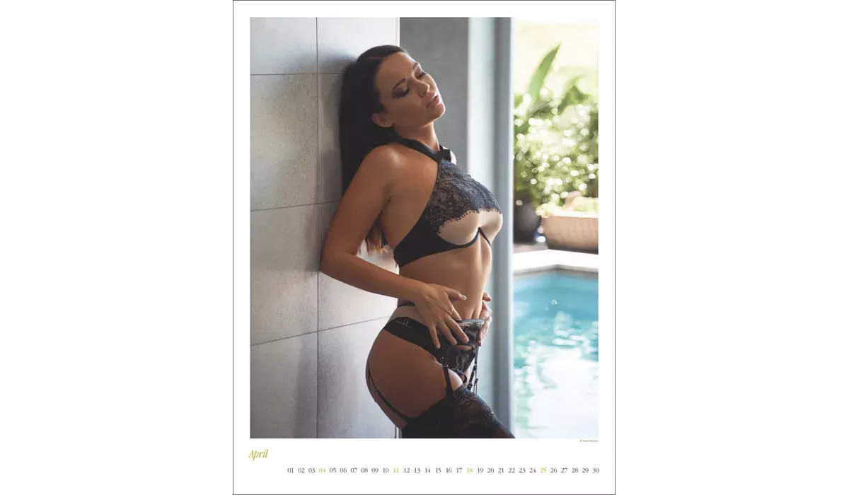 advertising calendar: Dreamgirls 2027