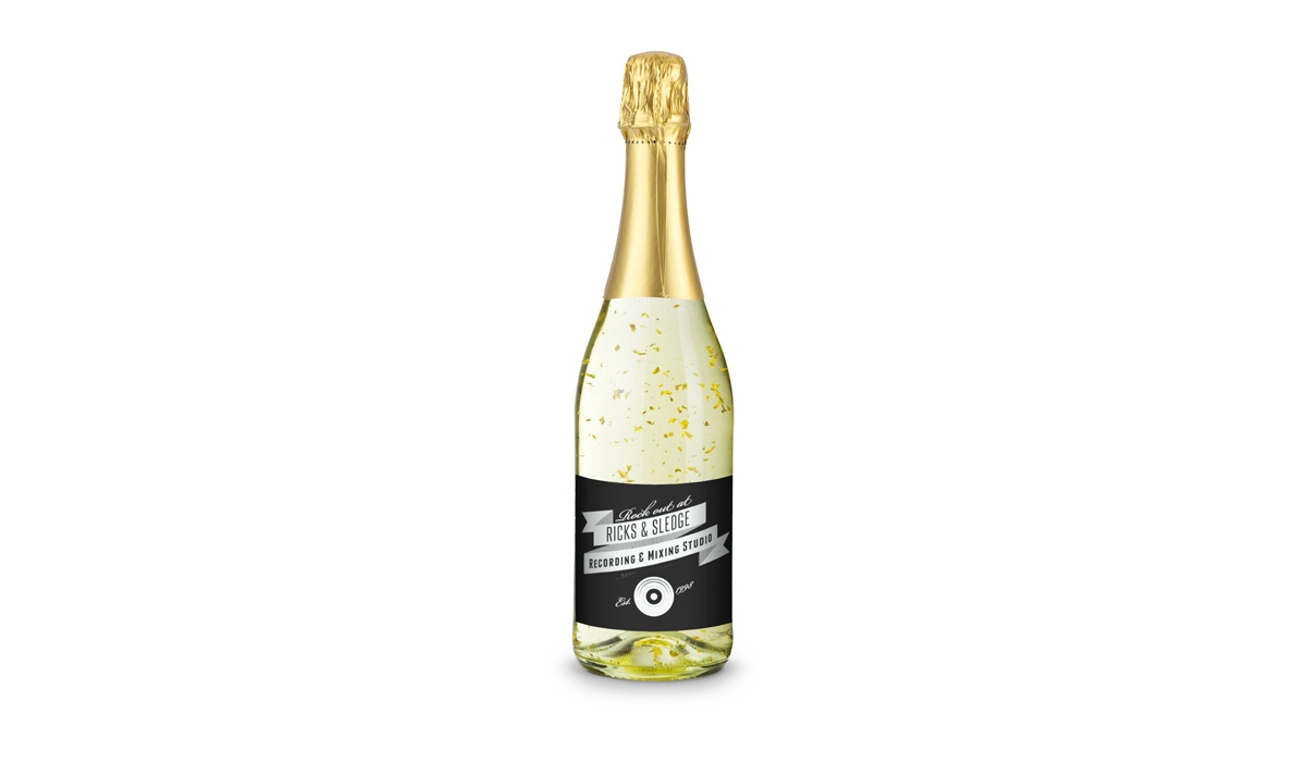 Gift / present item: Golden Flakes Gold Edition