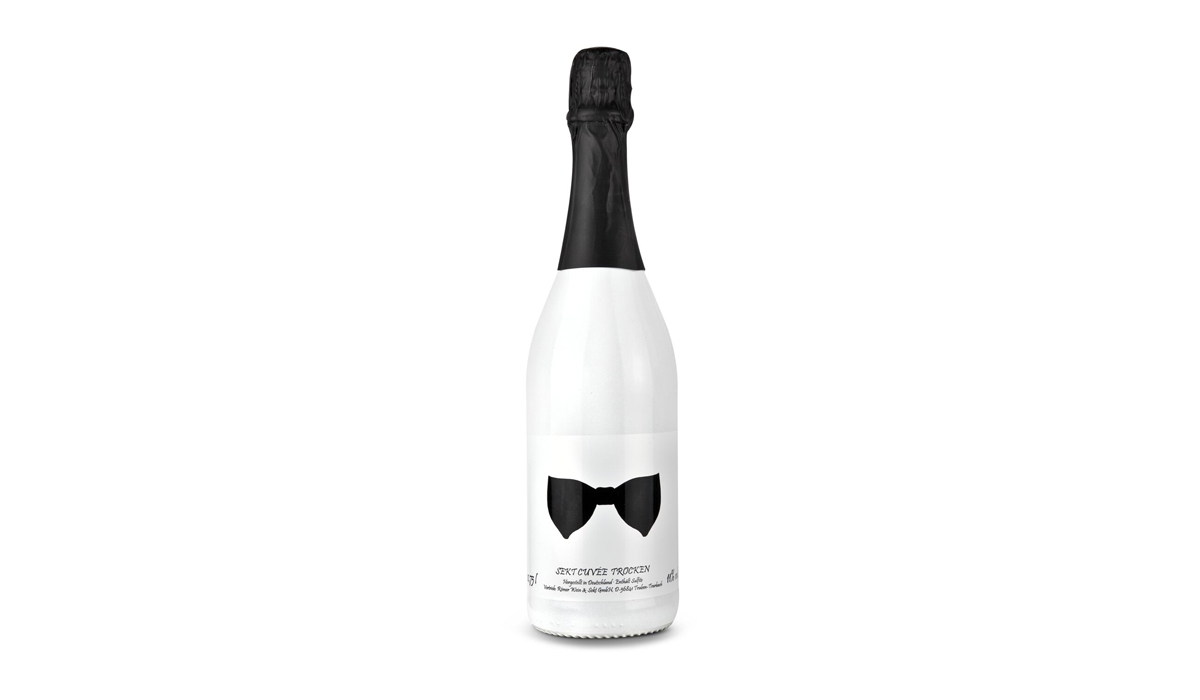 Sparkling wine Cuvée - Bottle white - Capsule black, 0.75 l