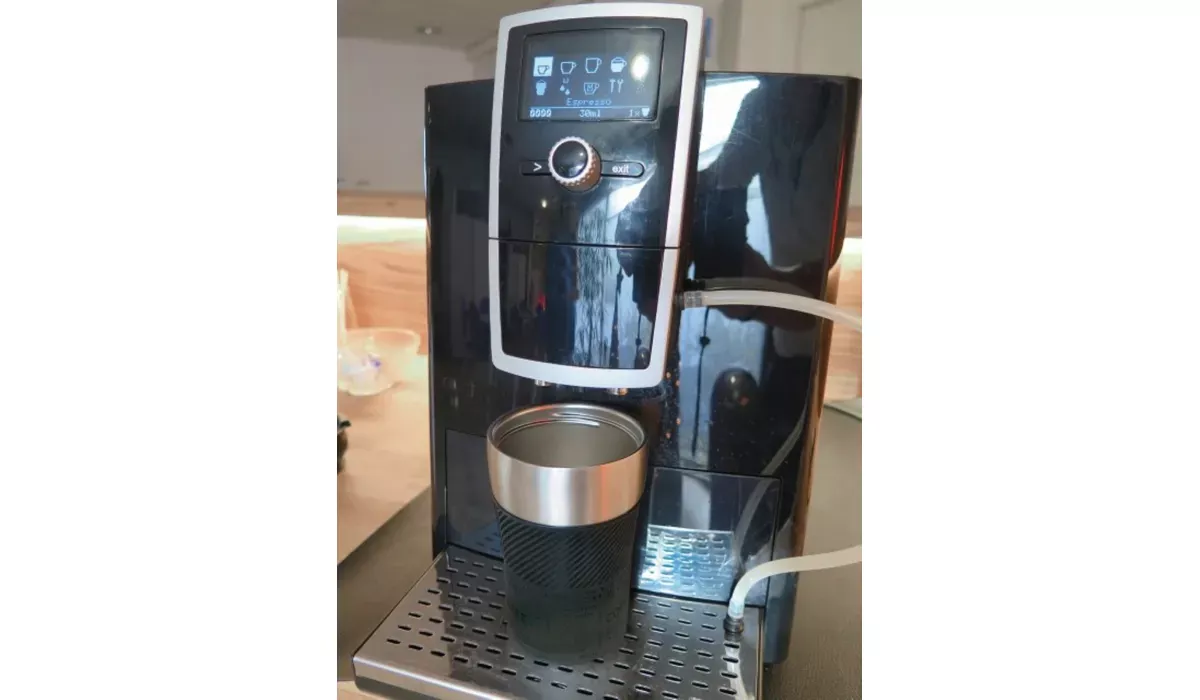 Thermobecher CremaOfficina silber/Manschette schwarz/Ring schwarz