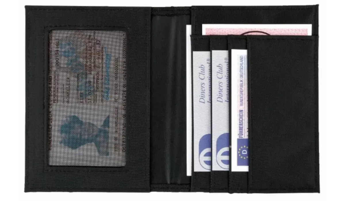 ColourLane ID card pouch black/black