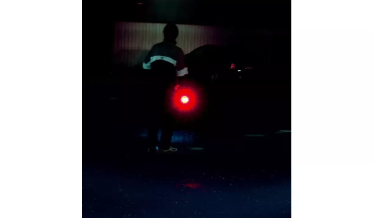 LED MegaBeam Flashlight Safe2GoCompact titan