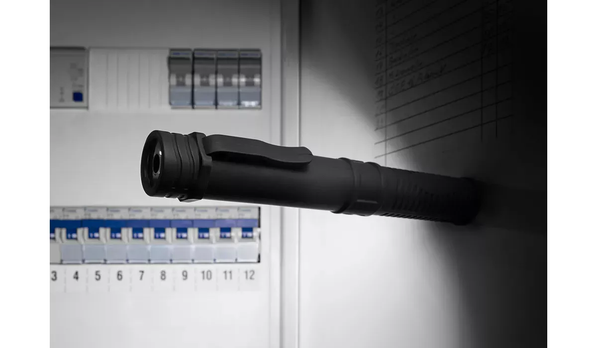 Taschenlampe COB ReChargeWorks