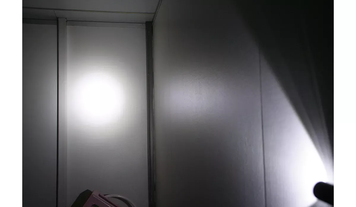 LED MegaBeam Taschenlampe Go3Watt rot