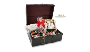 Gift box / Present set: Advent treasure chest