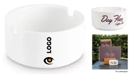 Aschenbecher aus Porzellan