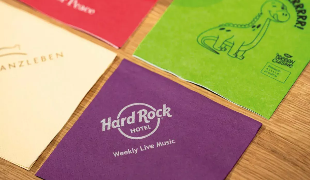 Mini-cocktail-napkins made of cotton tissue 3-ply colored 1-colored
