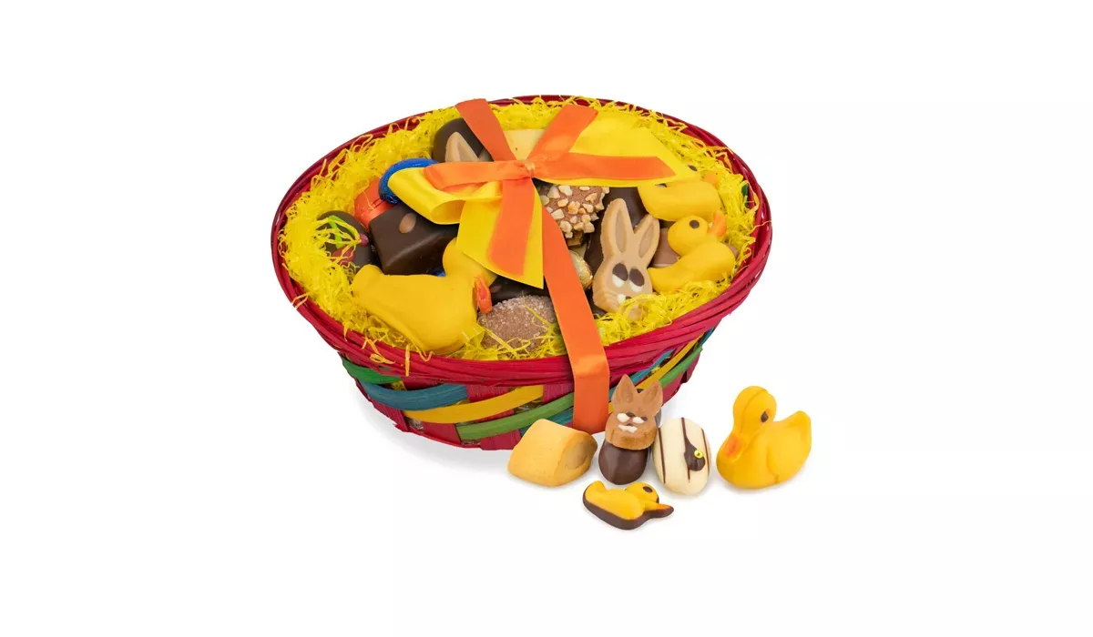 Gift article: Large Easter basket with confectionery specialties, 600 g