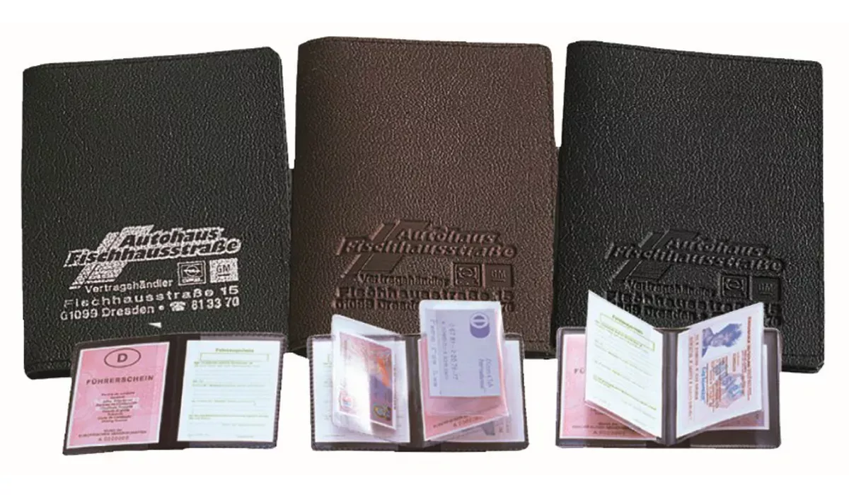 Badge Pouch Soft 4 compartments black